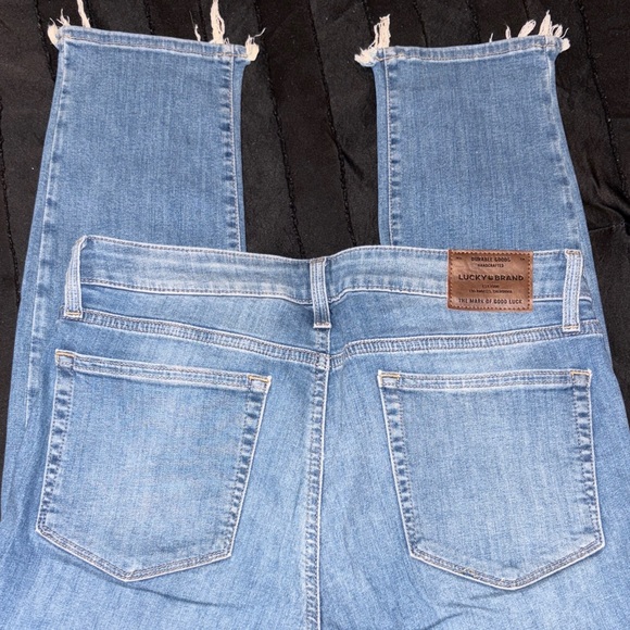 Lucky Brand Light Blue Denim Jeans - Picture 3 of 5